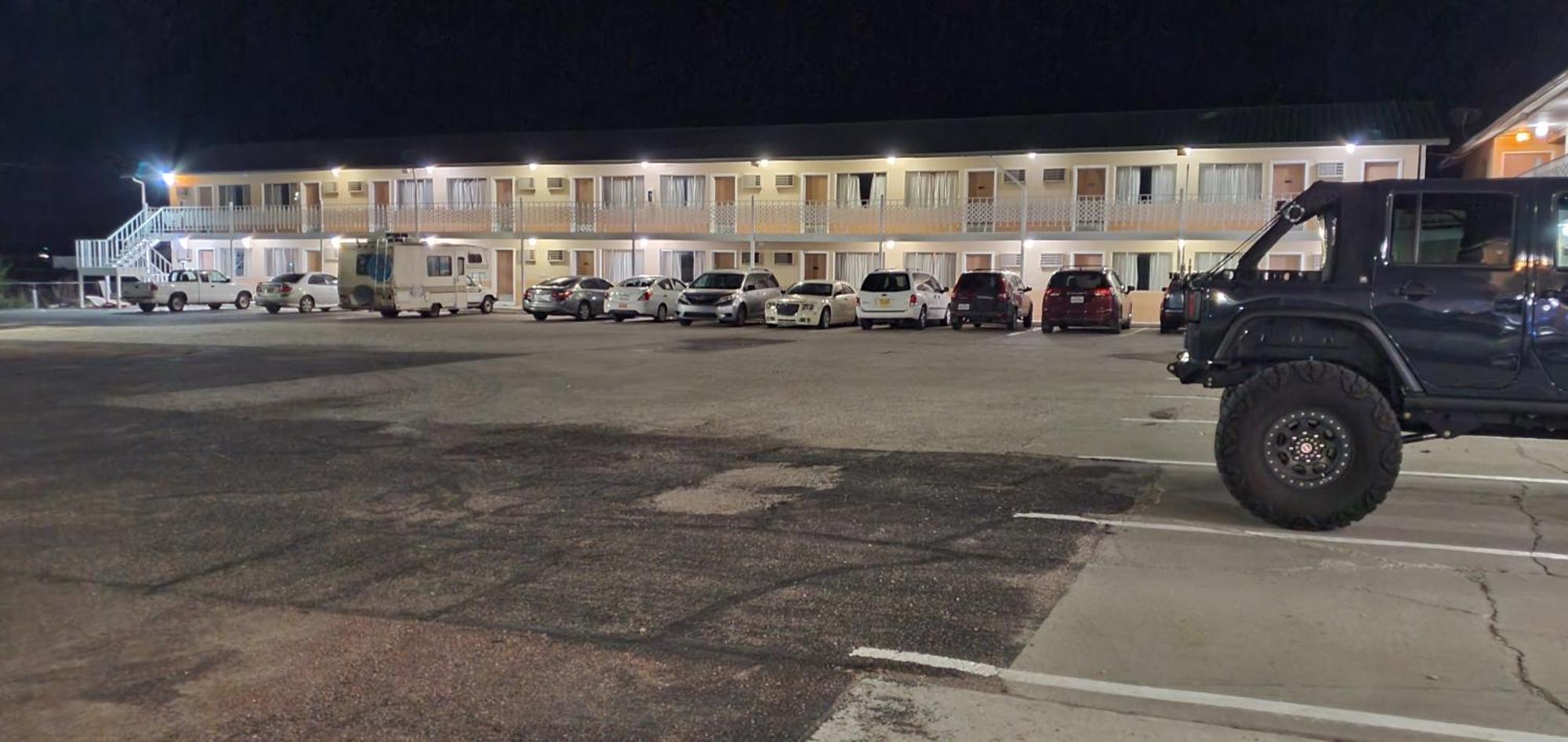 Budget Inn Motel Gallup Bagian luar foto
